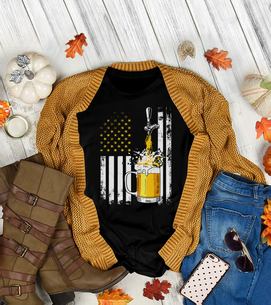 Retro American Flag with Beer Tap and Mug T-Shirt