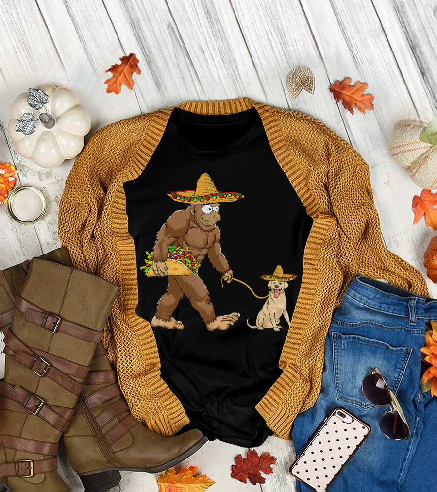 Bigfoot Taco Sombrero Labrador Dog Cinco de Mayo Fun T-Shirt
