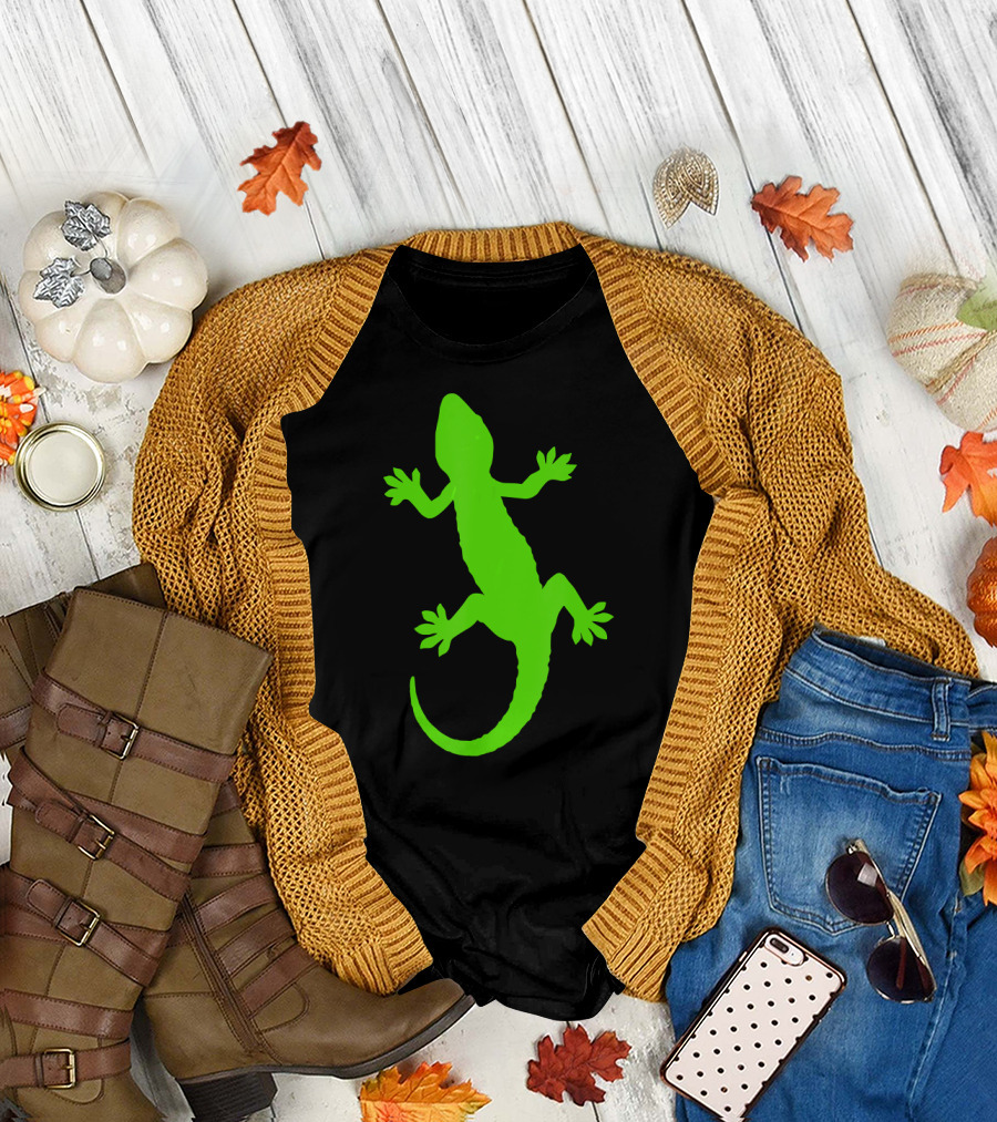 Cool Green Gecko Iguana Chameleon Lizard Iconic Bright T-Shirt