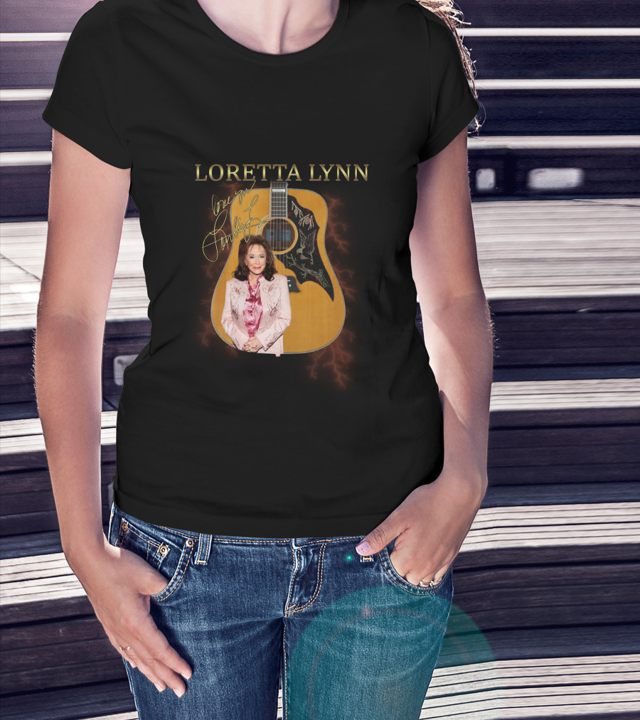LORETTA LYNN Signature Guitar Country Music T-Shirt