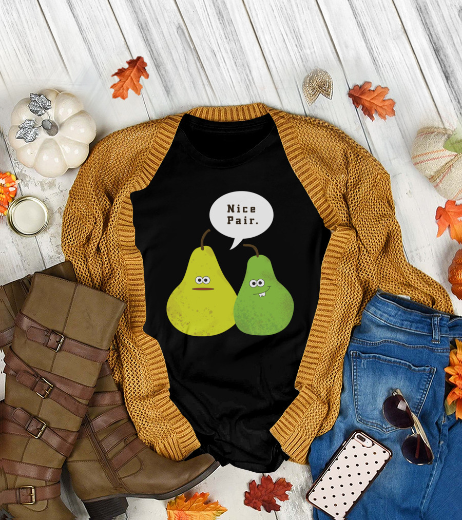 Nice Pair Cartoon Pears with Speech Bubble T-Shirt