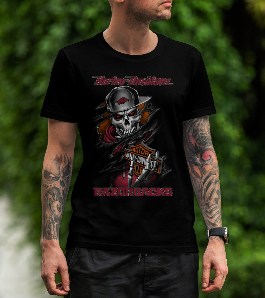 Harley Davidson Razorbacks Skull With Arkansas Hat And Harley T-Shirt