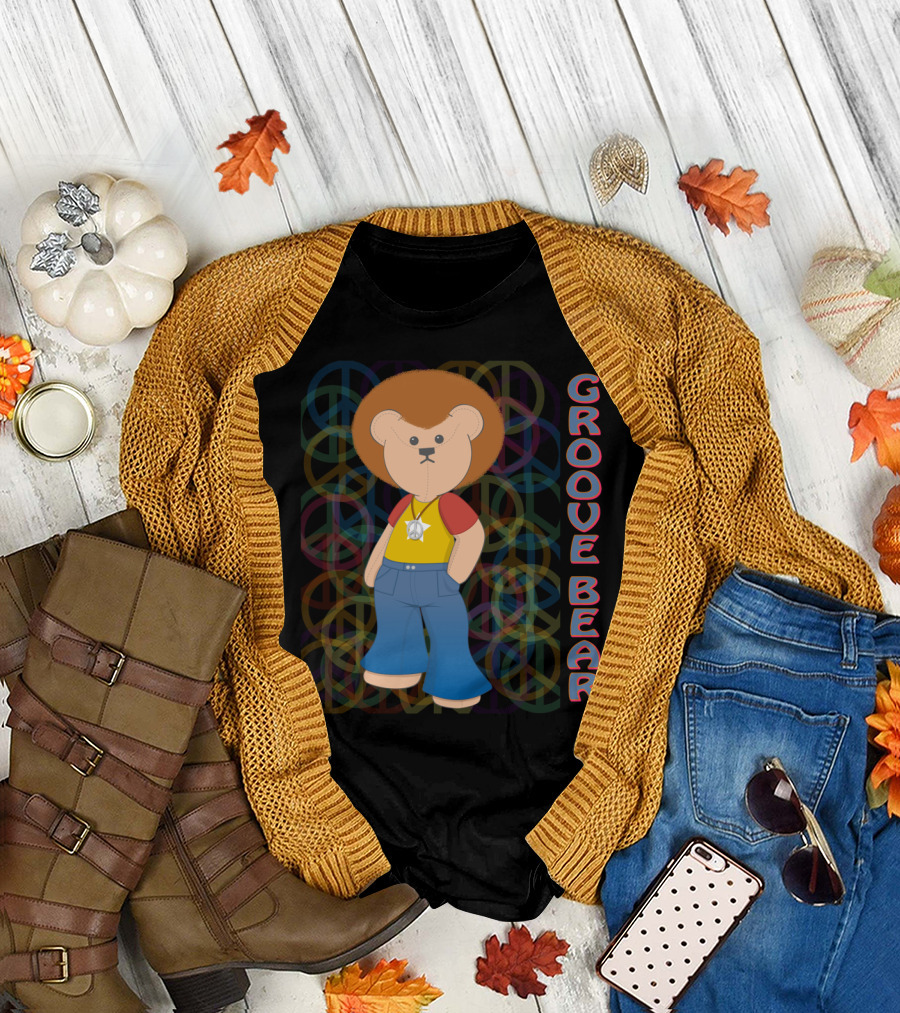 Peace Sign Retro Style Groove Bear 70s Vibe T-Shirt
