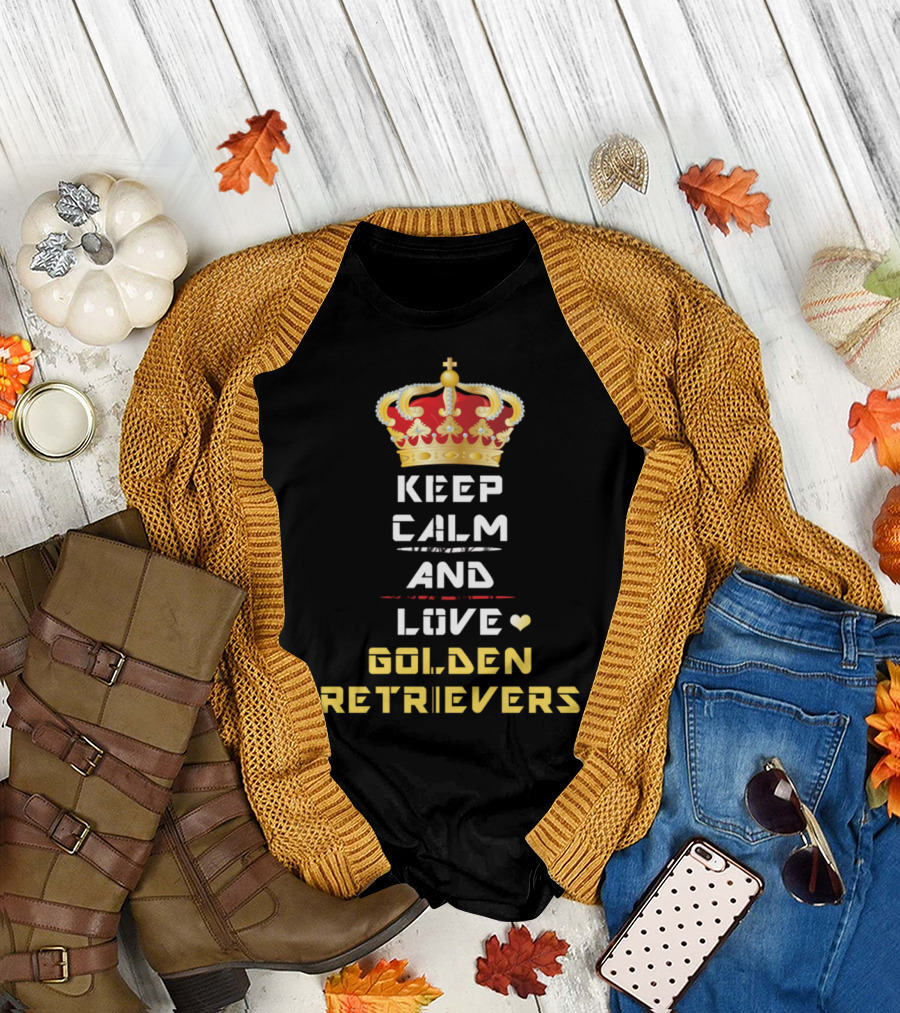 Keep Calm and Love Golden Retrievers Crown T-Shirt