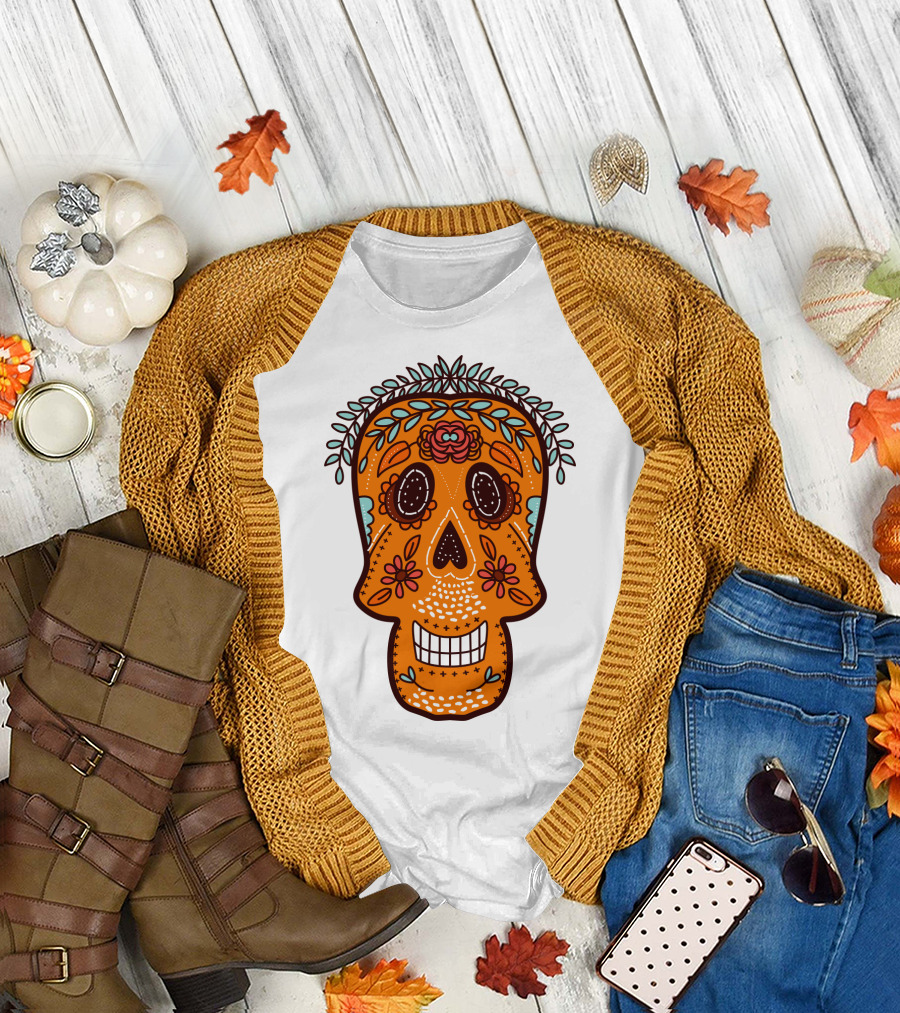 Skull Smile Sugar Skull Floral Día de los Muertos T-Shirt