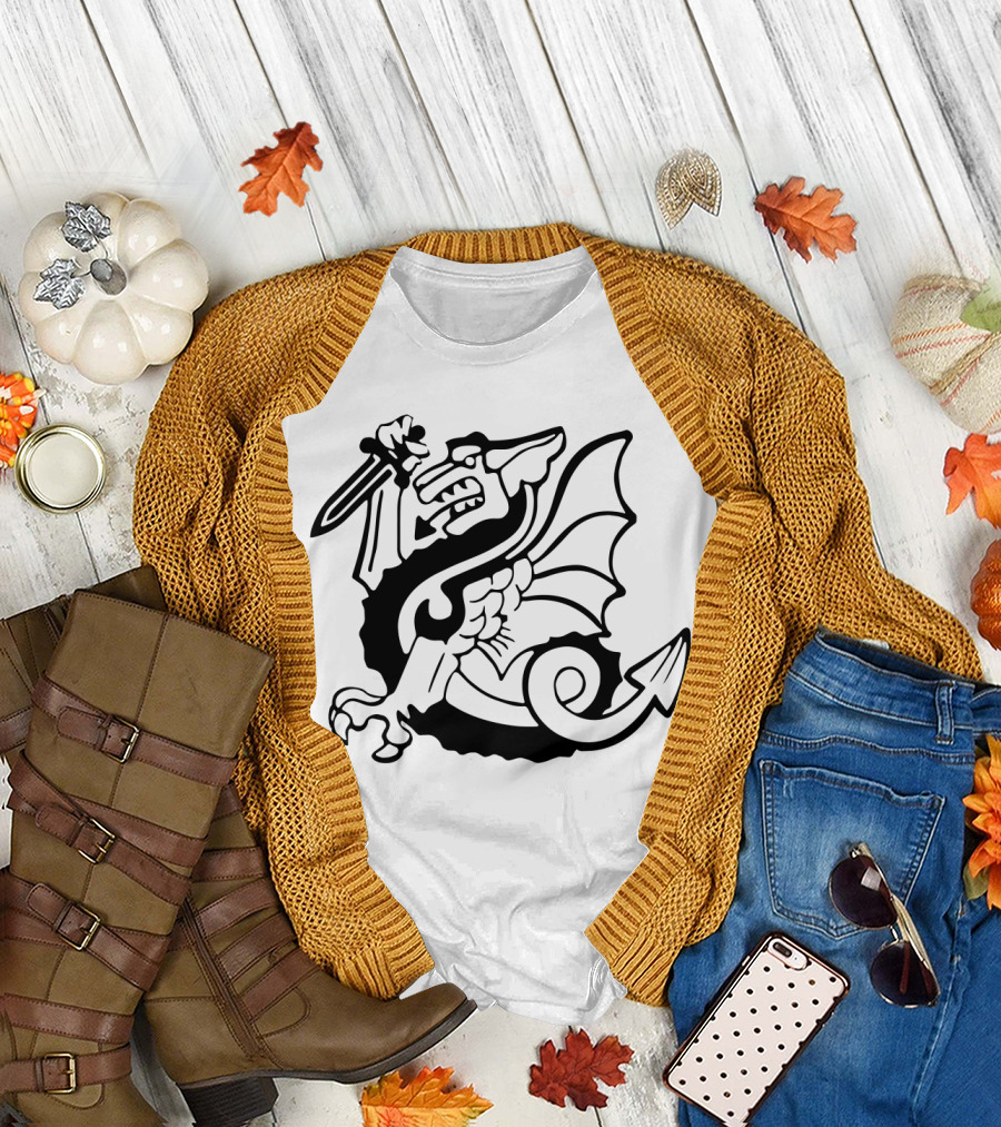 Chimère Mythical Creature with Wings and Tail T-Shirt