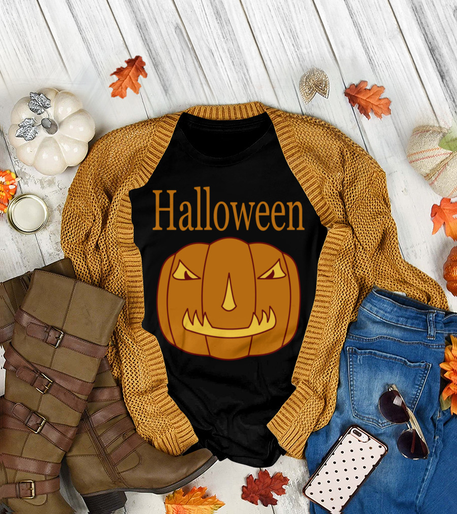 Halloween Pumpkin with Scary Face and Creepy Smile T-Shirt