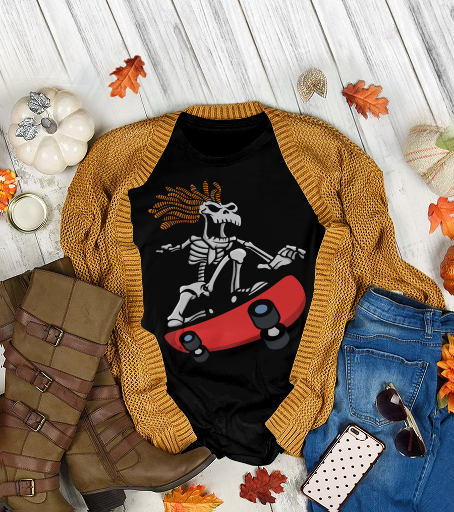T Skull Skeleton Skateboarder Streetwear Fun Skeleton Rider T-Shirt
