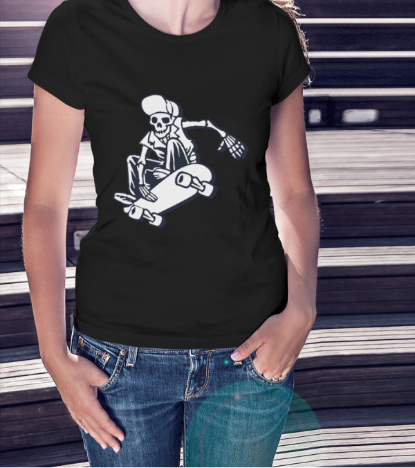 Skateboard Skeleton Cap Cool Tricks Trendy Skater T-Shirt