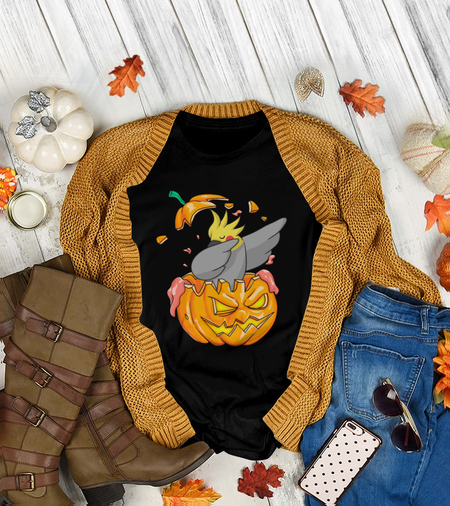 Cockatiel Dabbing Inside Carved Halloween Pumpkin Dab T-Shirt