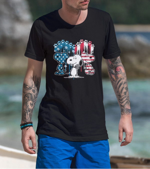 Snoopy US Flag Paws Drip Stars Stripes T-Shirt