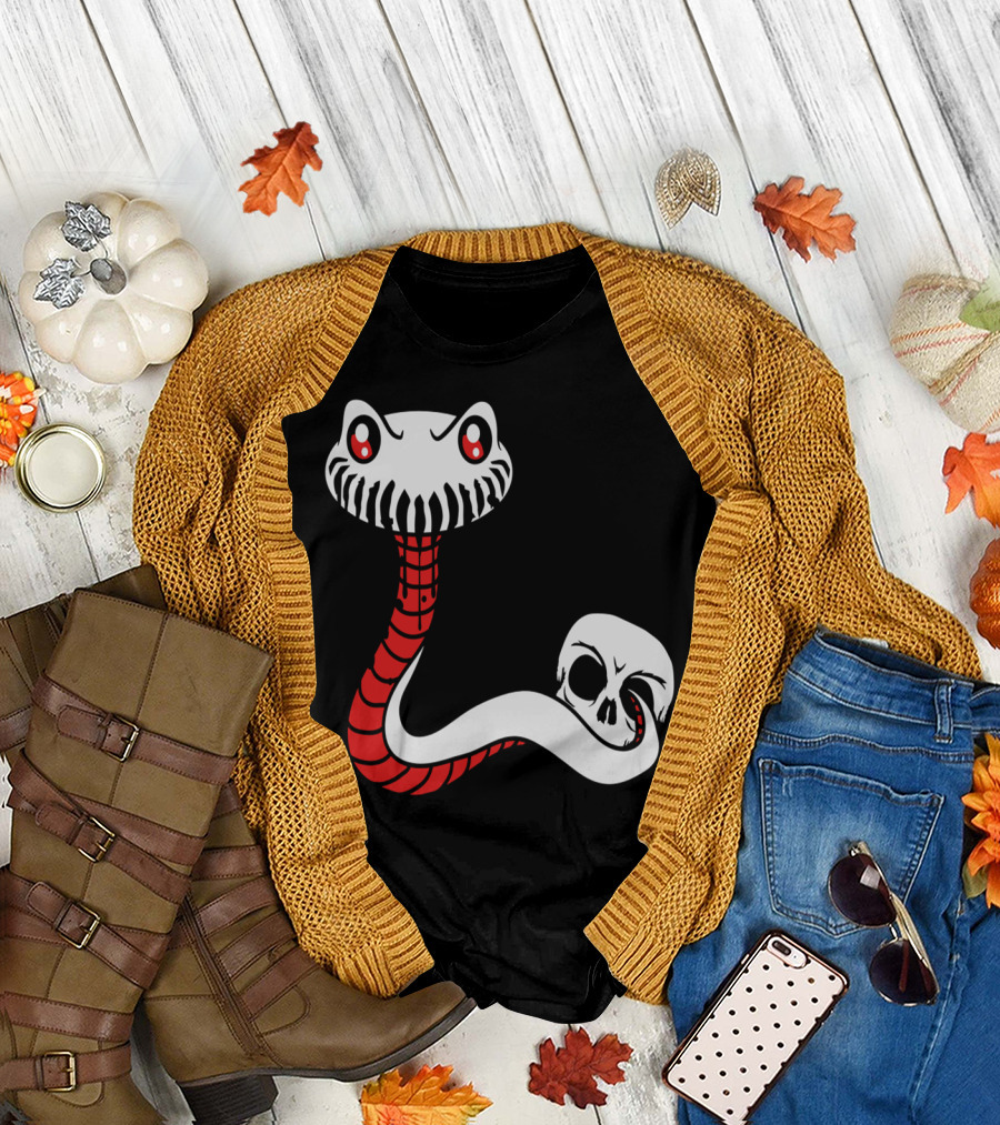 Deadly Skull Snake with Hungry Worm Skeleton Look T-Shirt