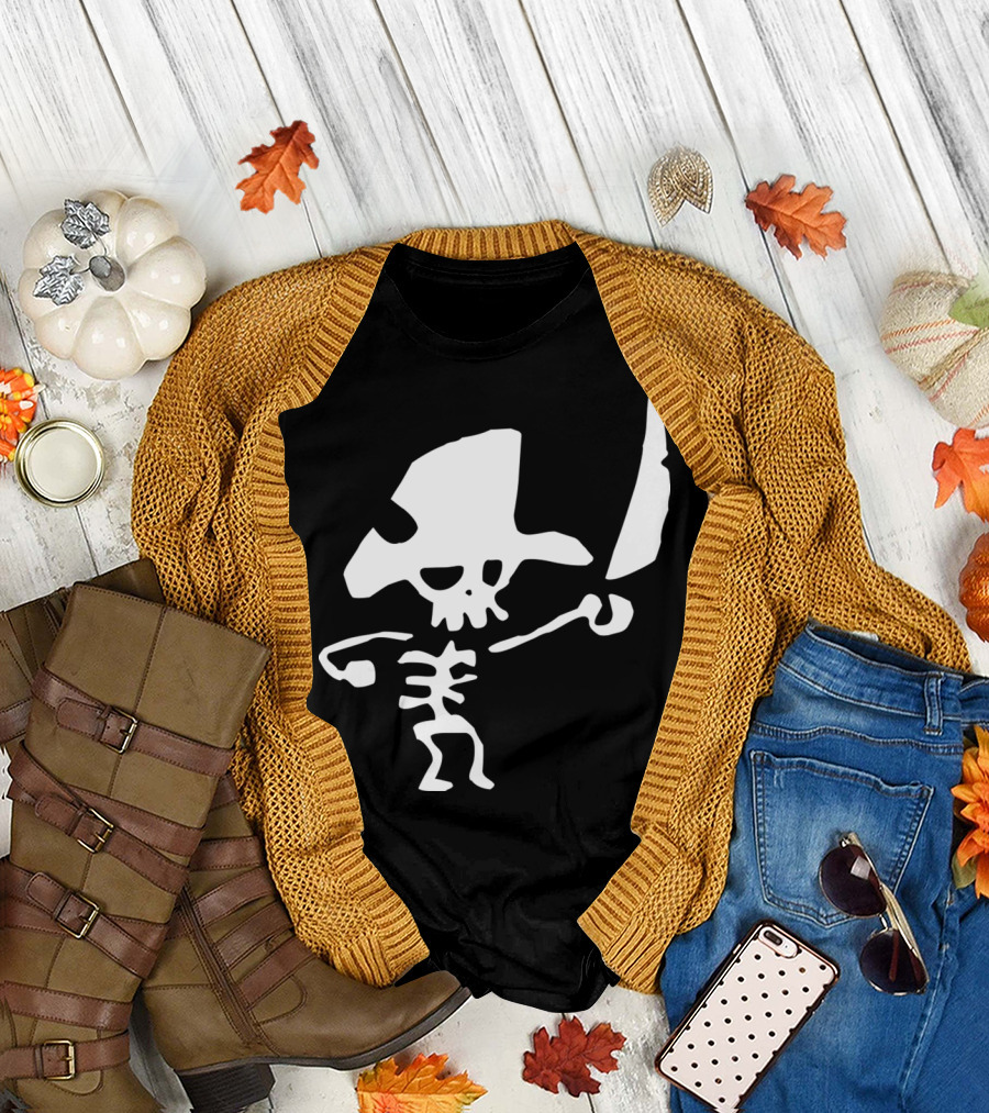 Skeleton Pirate Sword Fighter Captain T-Shirt