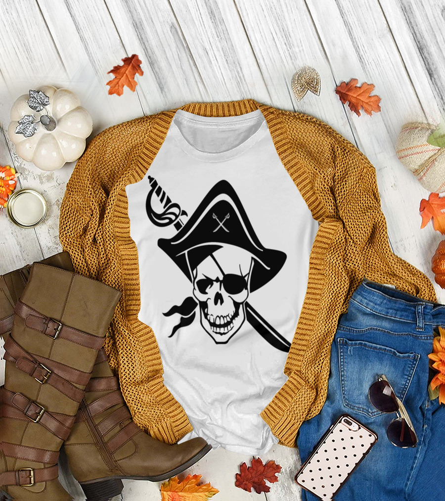 Pirate Skull with Crossed Swords and Eyepatch Emblem T-Shirt