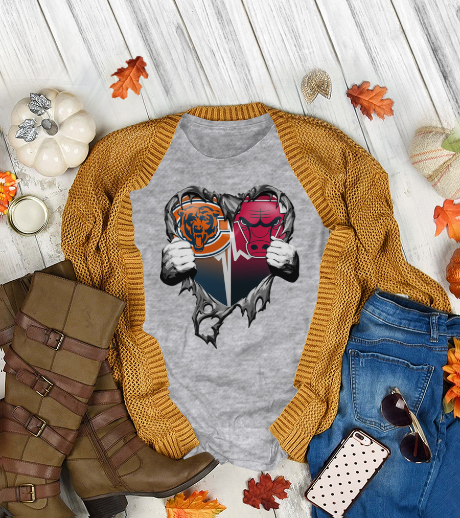 Chicago Bears And Bulls Heart Tear T-Shirt