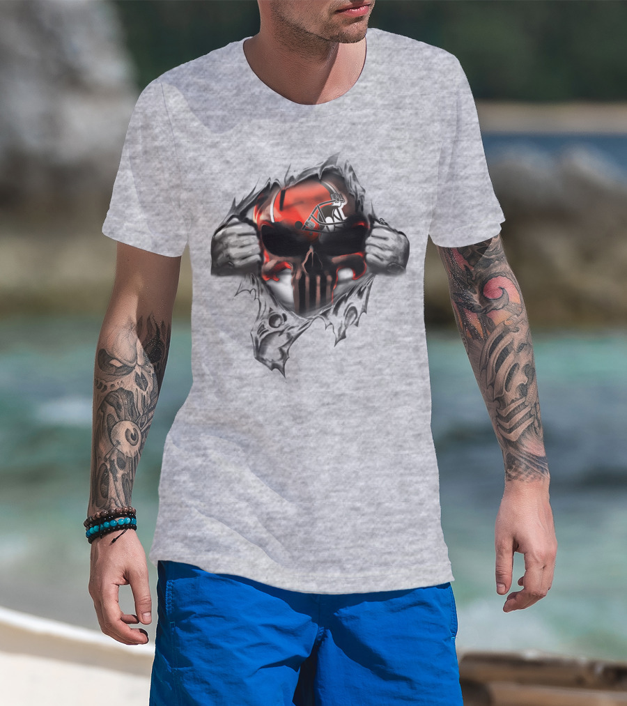 Cleveland Browns Punisher Skull Ripped T-Shirt