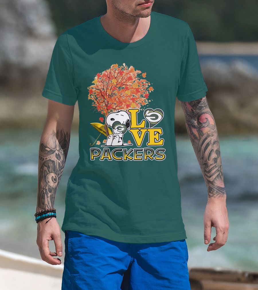 Love Packers Snoopy Green Bay Packers Autumn Tree T-Shirt