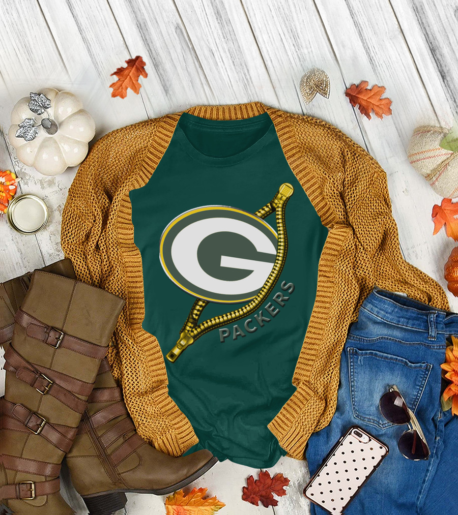 Green Bay Packers Logo With Zipper Elements T-Shirt