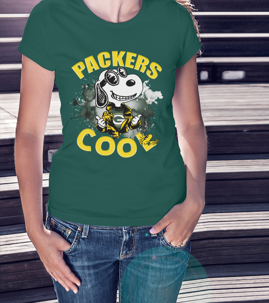 Packers Cool Snoopy Green Bay Packers Football T-Shirt