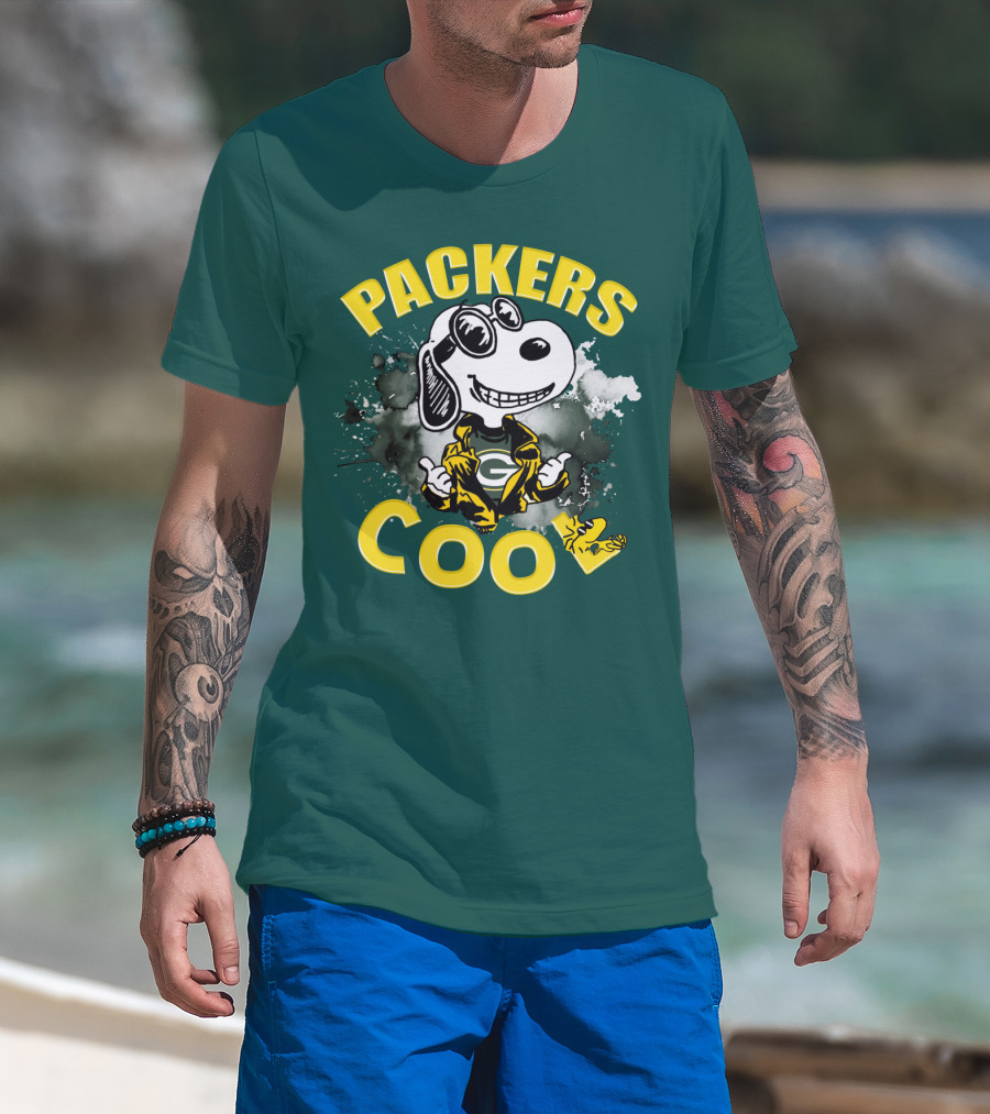 Packers Cool Snoopy Green Bay Packers Football T-Shirt