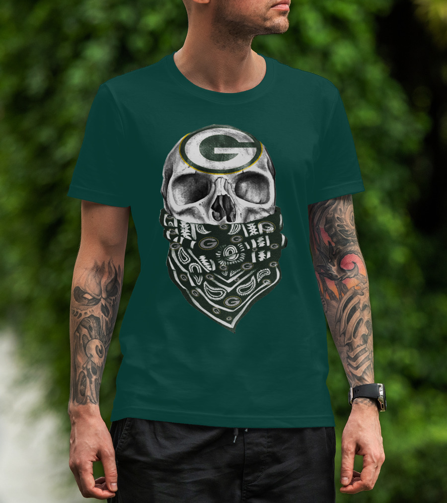 Green Bay Packers Skull With Bandana Featuring T-Shirt