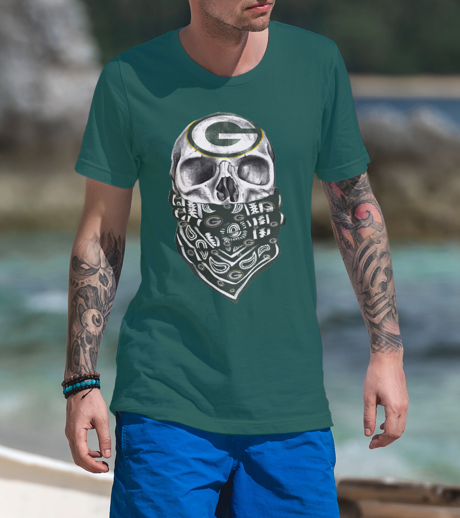 Green Bay Packers Skull With Bandana Featuring T-Shirt