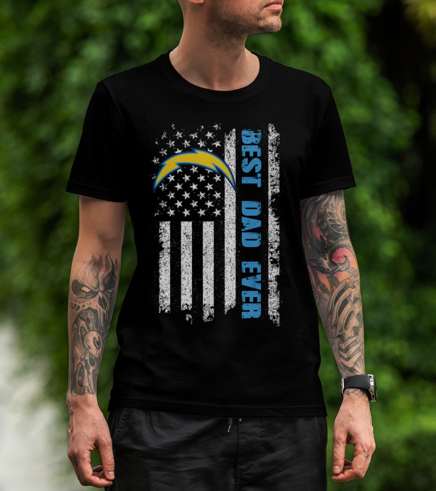 Best Dad Ever Chargers Flag T-Shirt