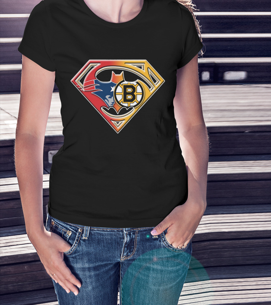 New England Sports Mashup Bat 090 T-Shirt