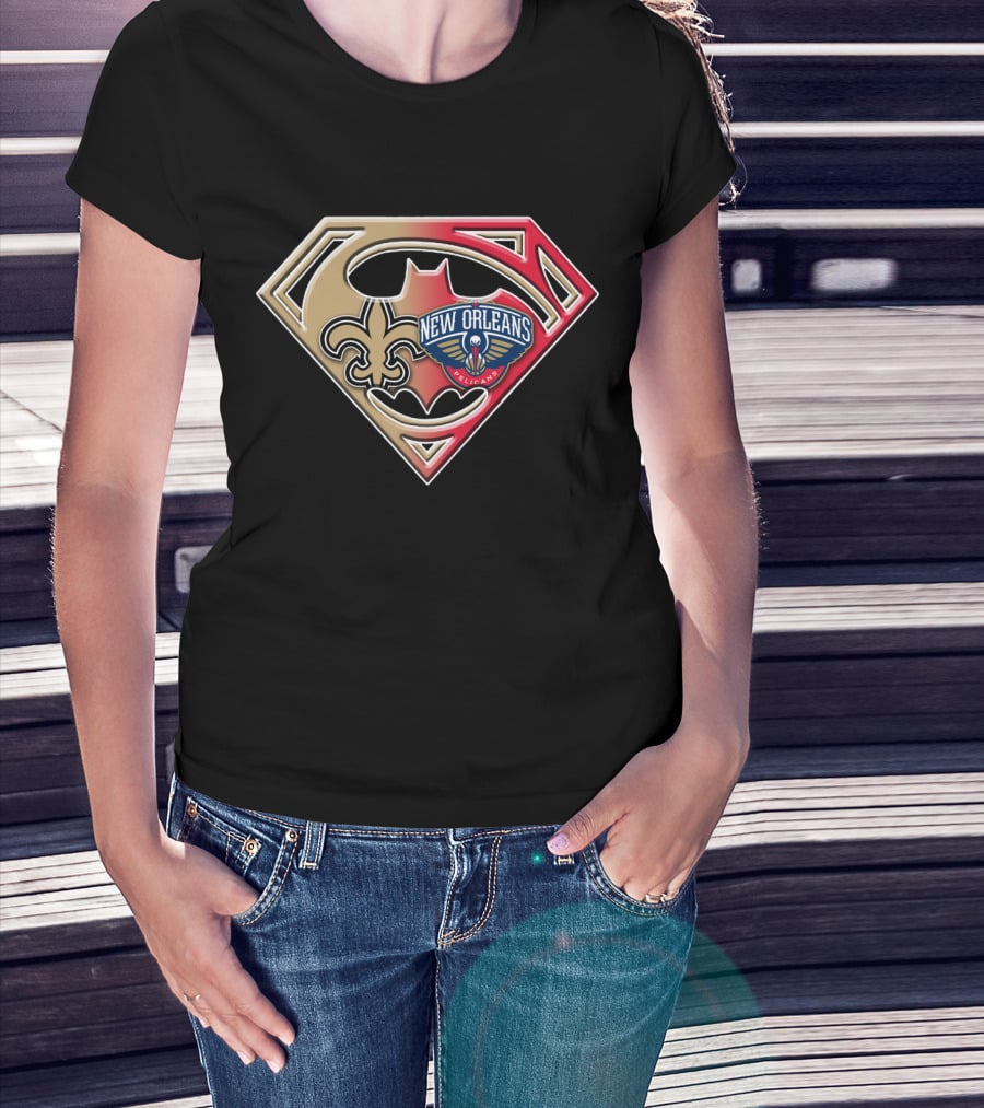 New Orleans Pelicans Saints Superman Batman Fleur De Lis Logo Bat 109 T-Shirt