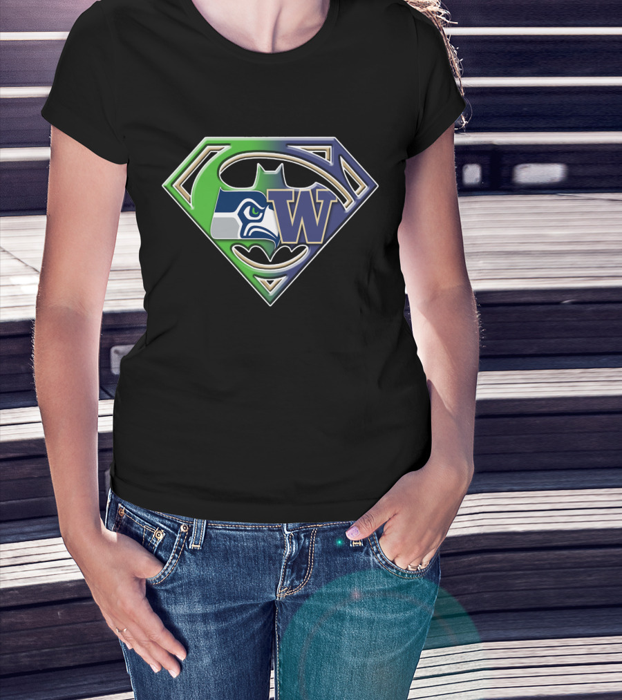 Superman Logo Seattle Seahawks Washington Huskies Bat 111 T-Shirt