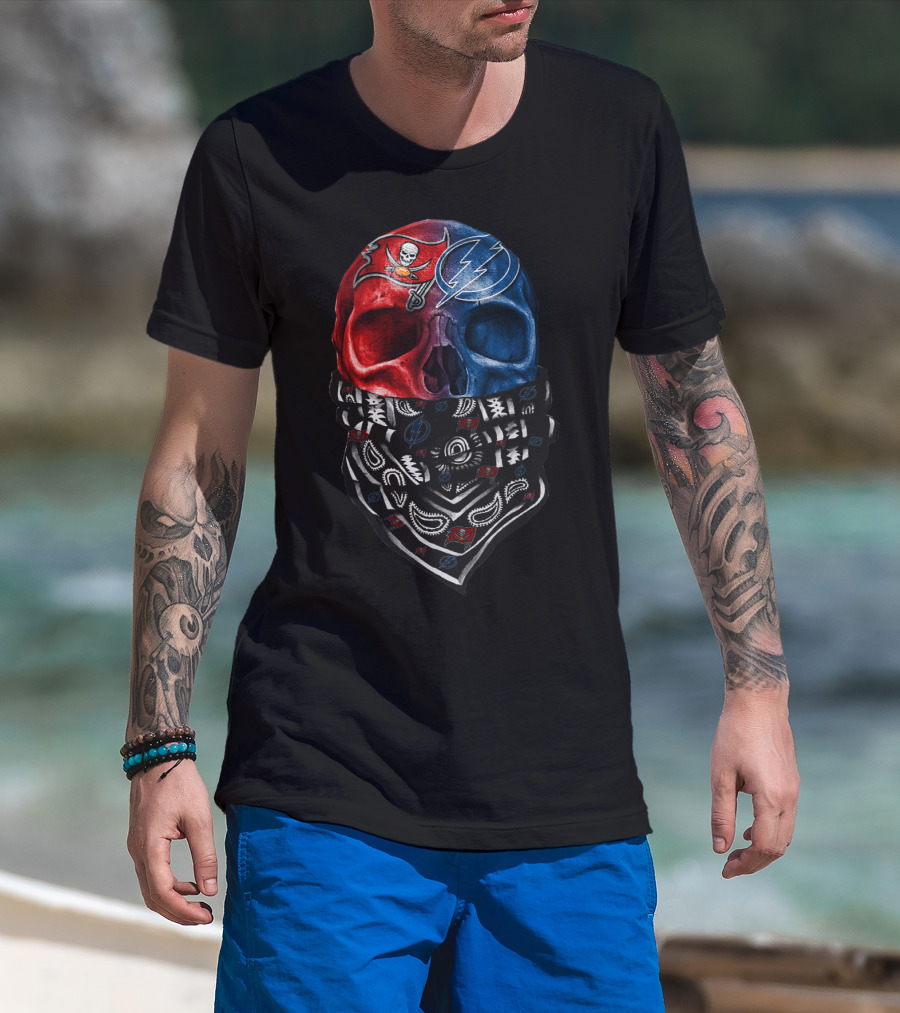 Buccaneers And Lightning Skull Bandana T-Shirt