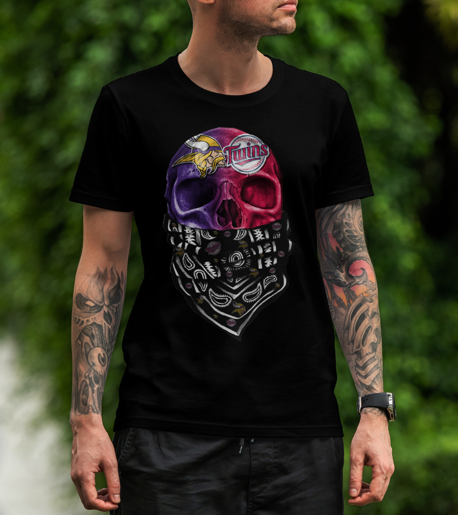 Vikings Twins Skull Bandana Sku 135 T-Shirt