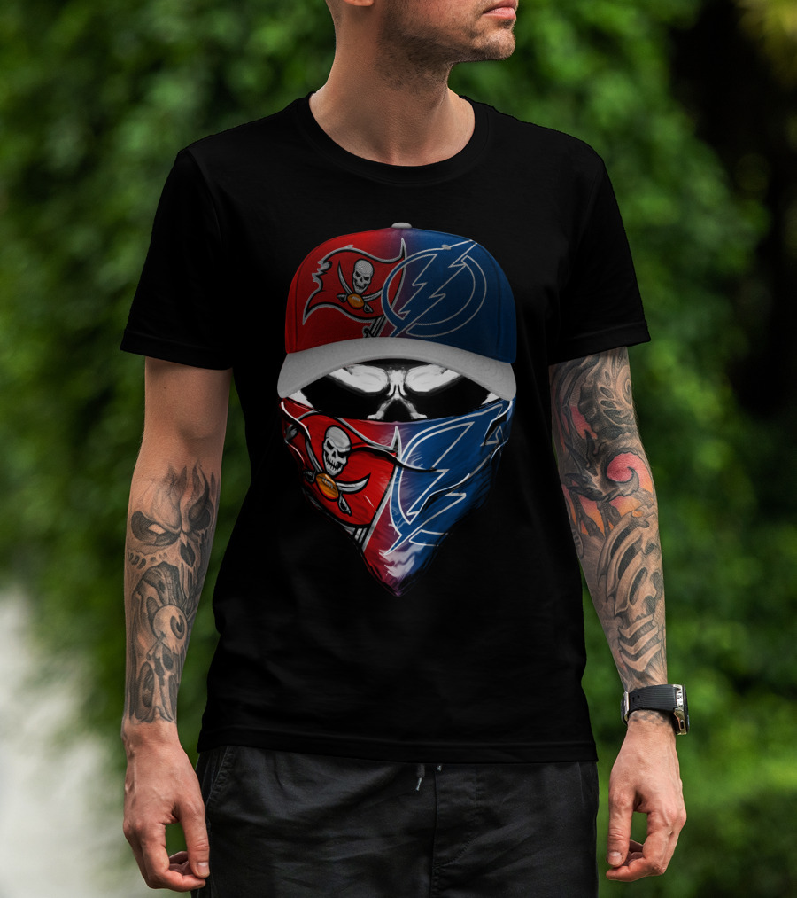Buccaneers Lightning Face Mask Hat Dual T-Shirt