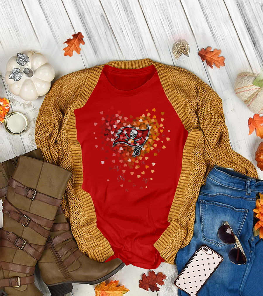 Tampa Bay Buccaneers Heart Flag T-Shirt