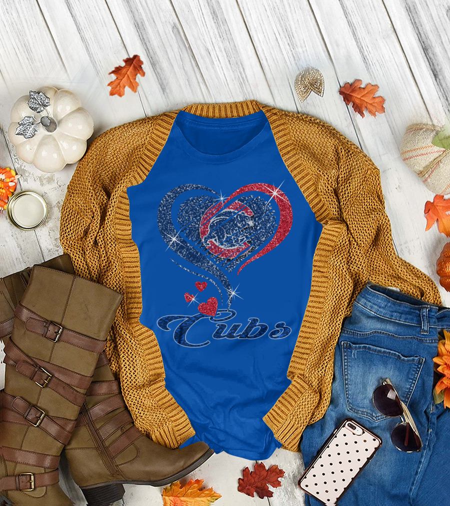 Cubs Sparkling Heart With Chicago Cubs Bear T-Shirt