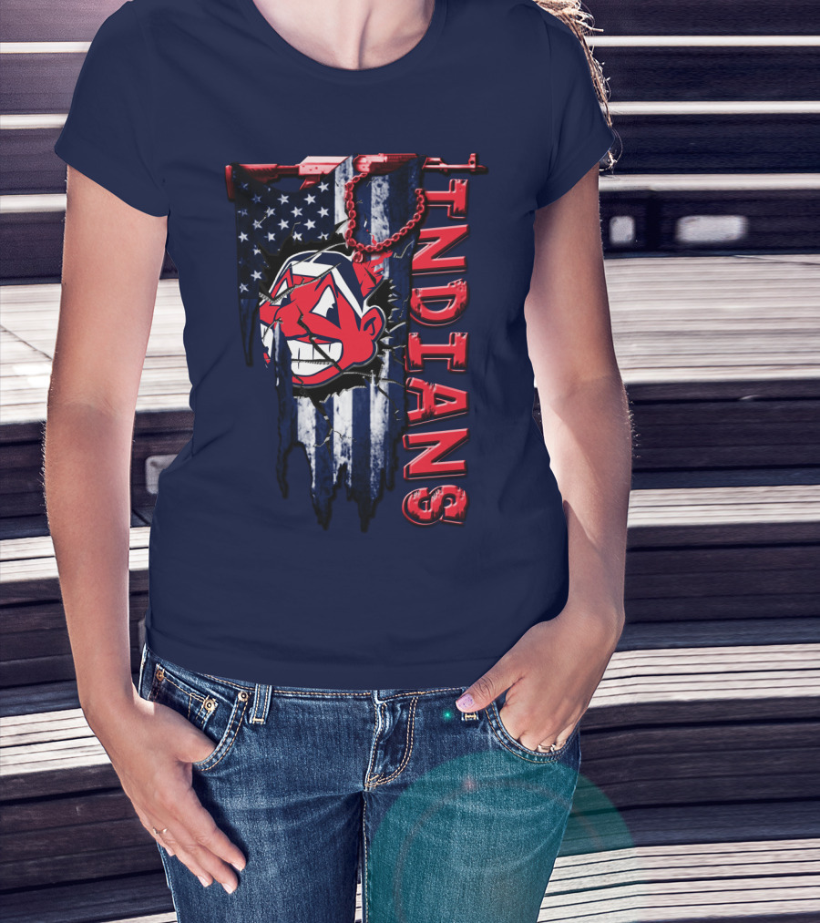 Cleveland Indians Vintage Chief Wahoo With American Flag And Red Chain T-Shirt