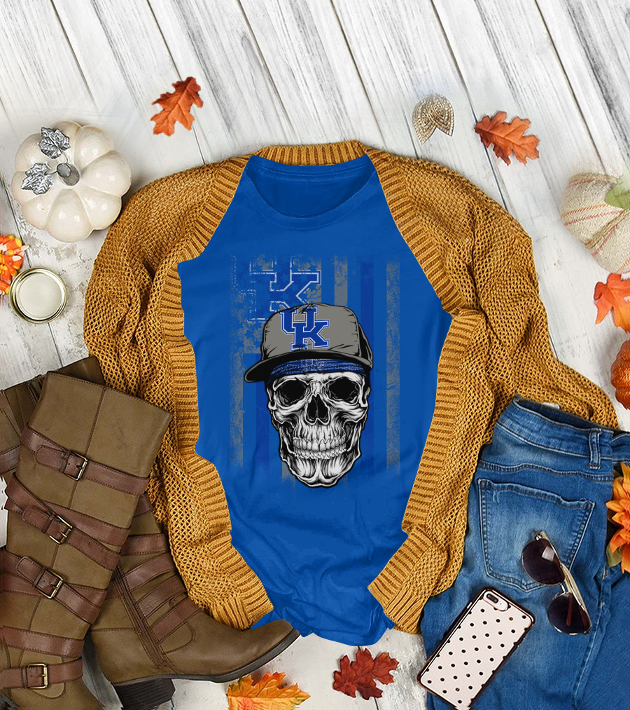 Kentucky Wildcats Skull With Uk Logo Hat On Grunge Blue T-Shirt