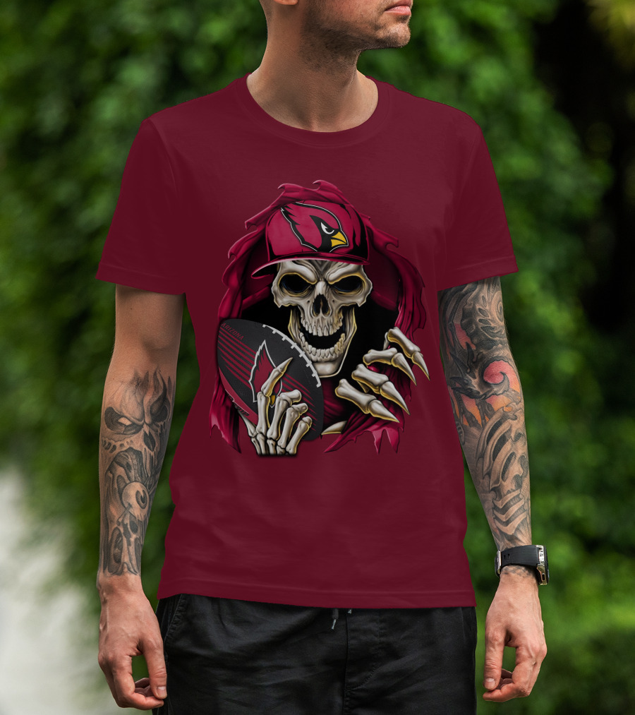 Arizona Cardinals Skull Holding Football T-Shirt