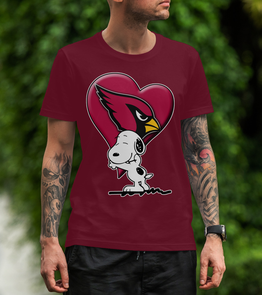 Snoopy Hugging Heart Arizona Cardinals T-Shirt