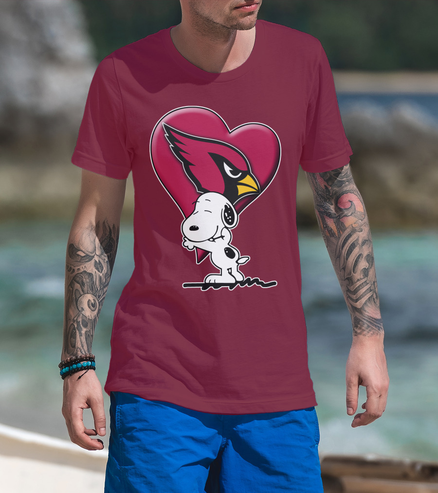 Snoopy Hugging Heart Arizona Cardinals T-Shirt