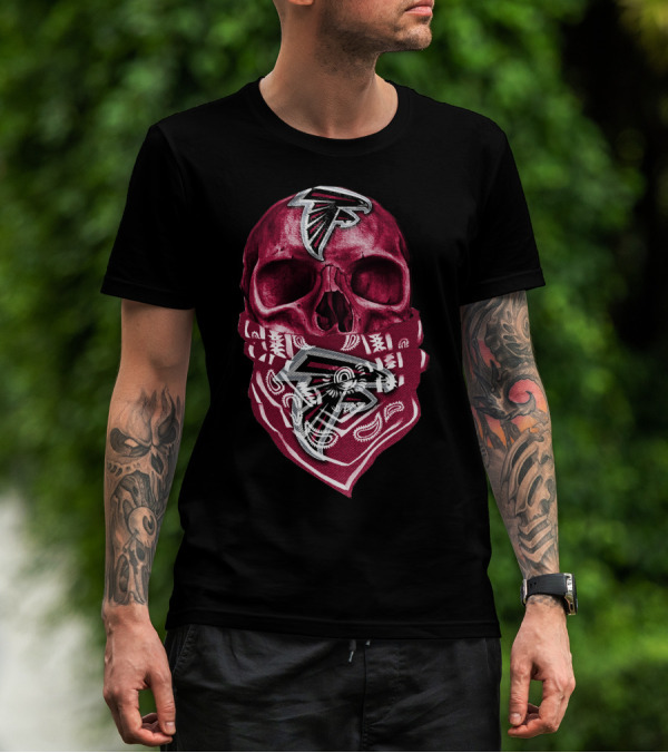 Atlanta Falcons Skull Bandana T-Shirt