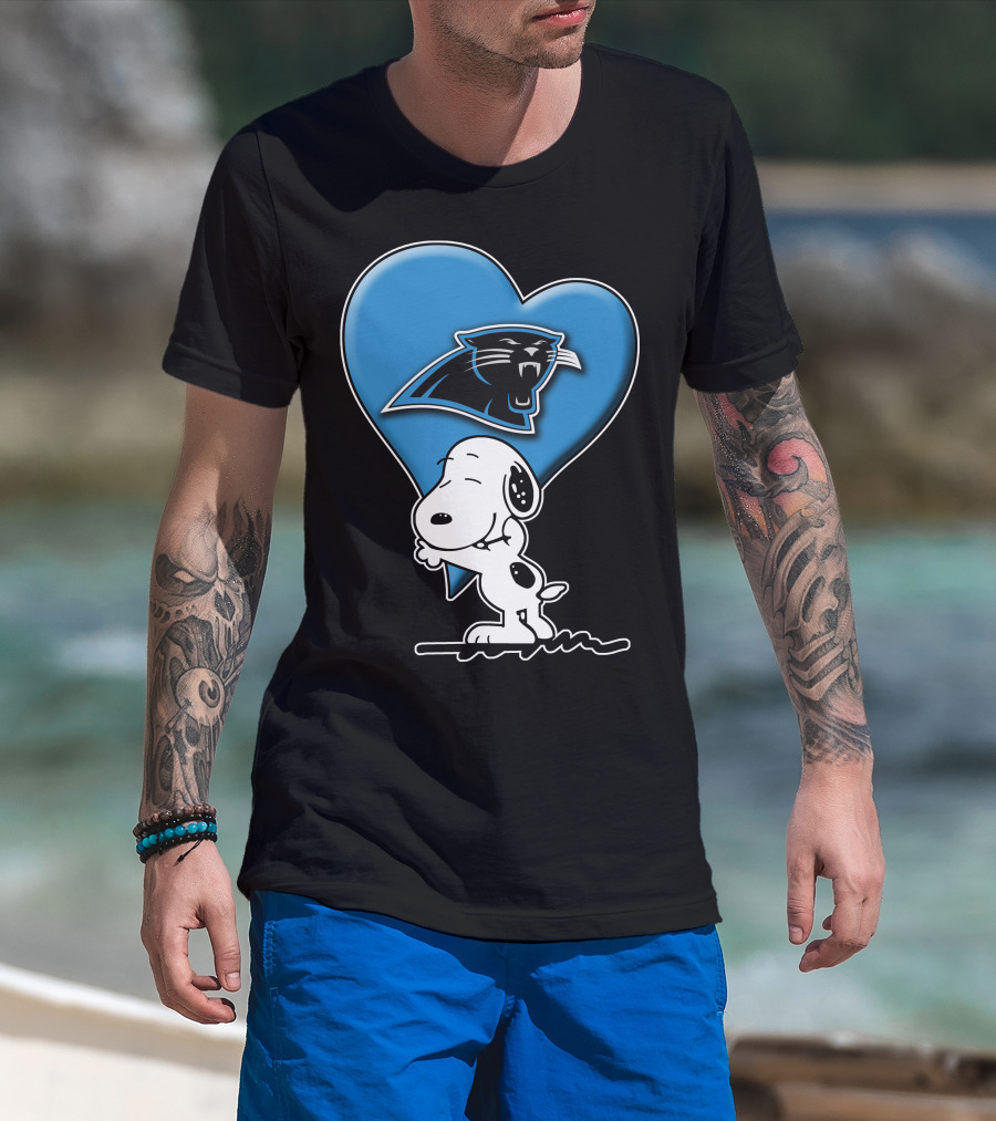 Snp V1 Carolina Panthers Love Snoopy Hugging Blue Heart T-Shirt