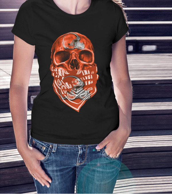 Cleveland Browns Bandana Skull With Football Helmet T-Shirt