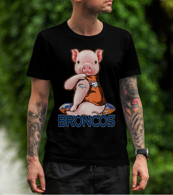 DENVER BRONCOS Pig Football T-Shirt