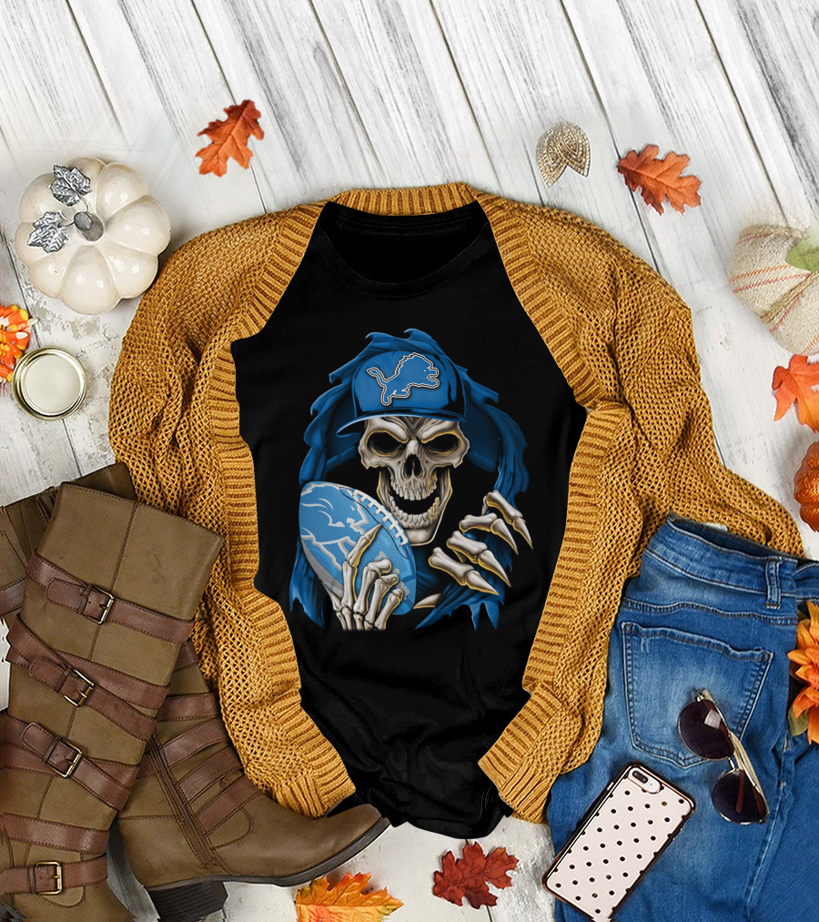 Skullbong Detroit Lions Skeleton with Football and Cap T-Shirt