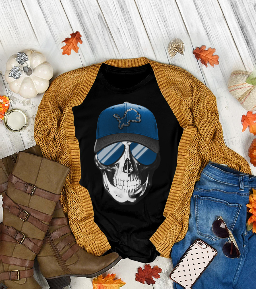 DETROIT LIONS Skull with Blue Cap and Sunglasses T-Shirt