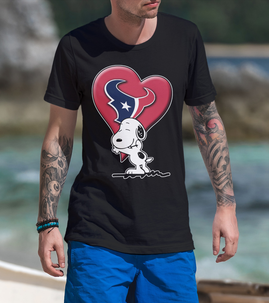 Snoopy Hugging Houston Texans Heart T-Shirt