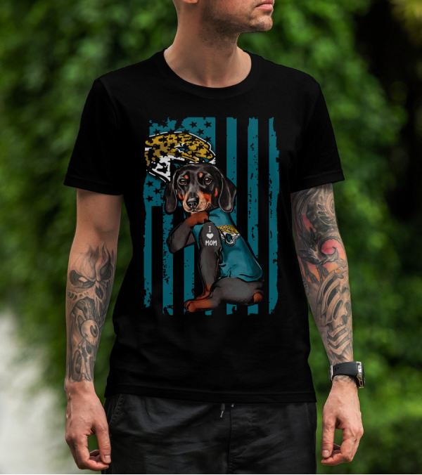 Dachshund I Love Mom Jacksonville Jaguars Helmet T-Shirt