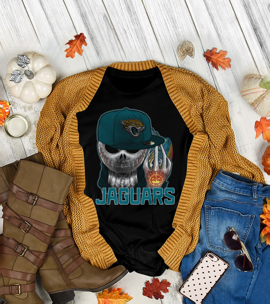 Jackskull Jaguars Halloween Skull Holding Pumpkin with Jaguars Logo Hat T-Shirt