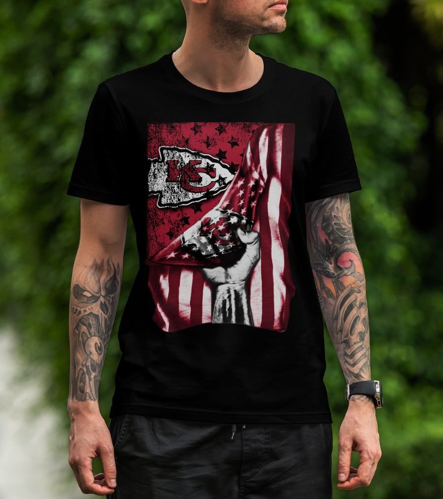 Kansas City Chiefs Flag And Stars Design With Fist T-Shirt
